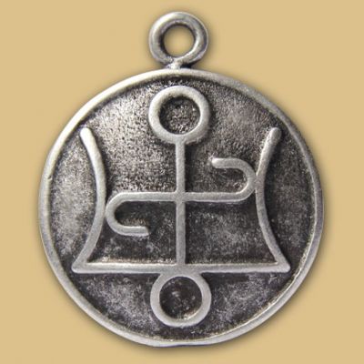 liubov.jpg Магазин на 26 години за традиционни български сувенири и